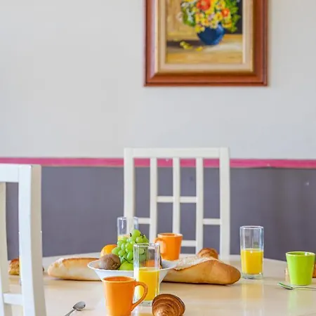 Appart N Suites: 1 Chambre Et Sejour Au Calme+ Parking+ Netflix Apartmán *
